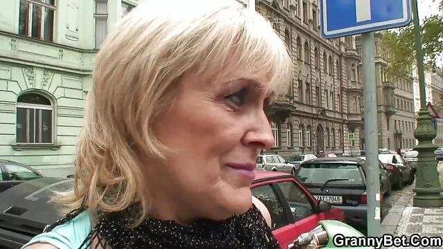 A duci fekete leszbikusok nagy apa és lánya szex videók szexjátékkal elégítik ki egymást