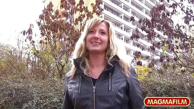 Az orosz lányok felcserélik a BF-jüket, és piszkos jó reggelt szex négyes akcióban dugnak