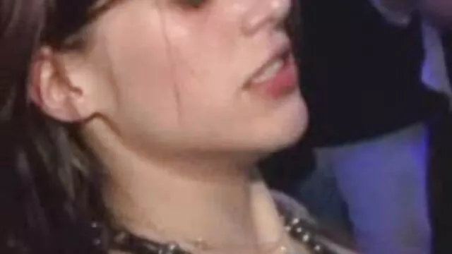 A szexi Sara May szívesebben szívja az igazi kelemen anna szex videoi nagy faszt