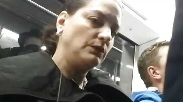 A fekete dögös Demi Sutra a szex vadul valaha volt legjobb nuru masszázst és szopást nyújtja