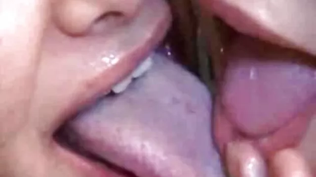 Az ártatlan japán cuki Rina Koizumit kutyus stílusban verik meg anya fia szex xnxx