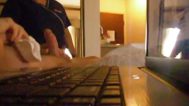 A karcsú, dús csaj, házi szex videó Stella Cox vad szexet folytat szenvedélyes szeretőjével